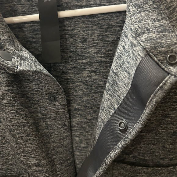 Heather Grey LuLuLemon Soft Knot Overshirt - Picture 4 of 7